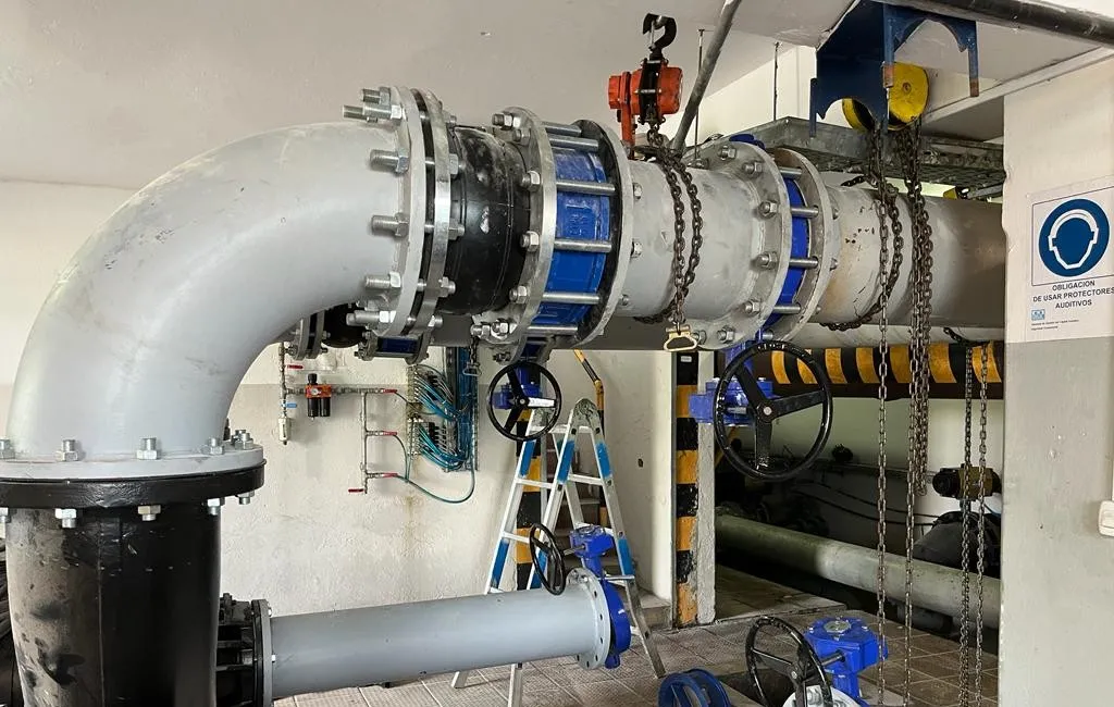 Montaje de equipos de bombeo